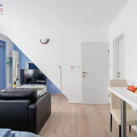Appartement Tommy 2 *